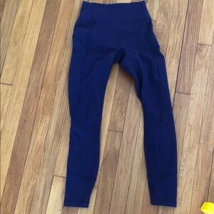 lululemon athletica size 4 amazing dark purple excellent condition thick stretch